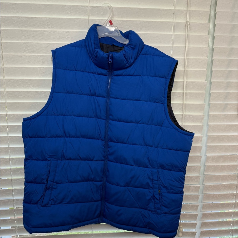 Gap puffer vest